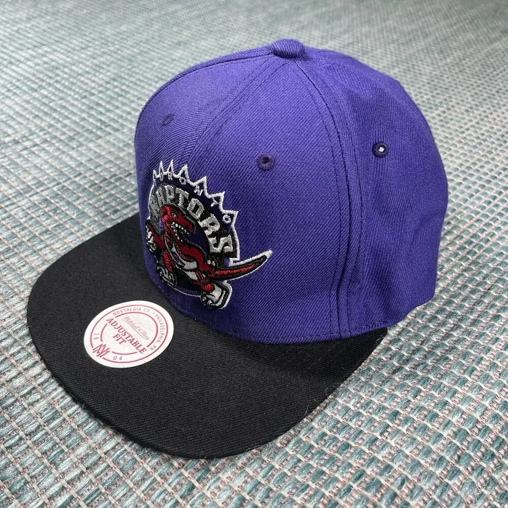 Mitchell & Ness item preowned